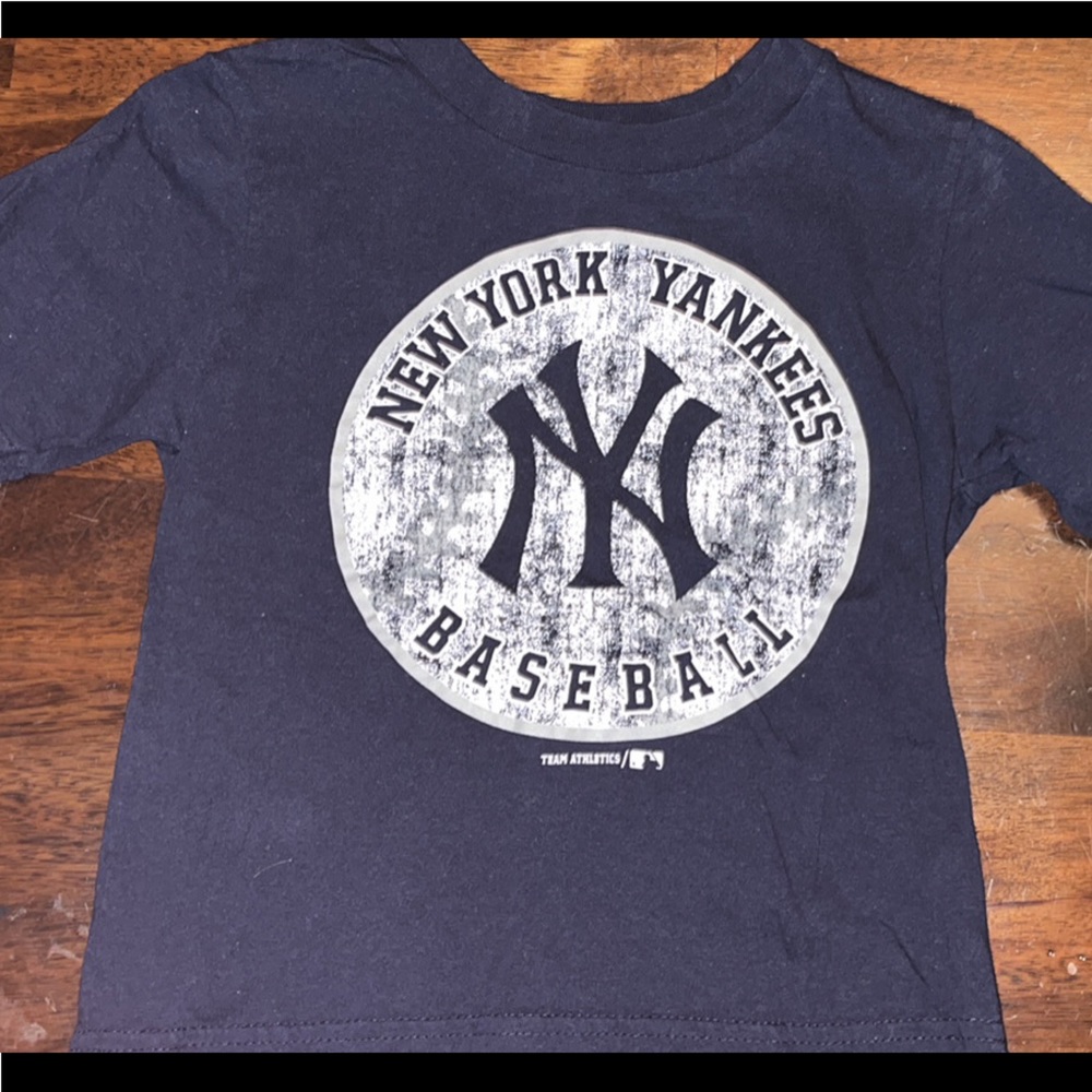 Yankees T-shirt- 3T